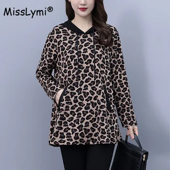 Леопардовый разпечатки с качулка тениски голям е размерът на Жените Есен облекло 2023 мода тениски с дълъг ръкав свободни ежедневни блузи
