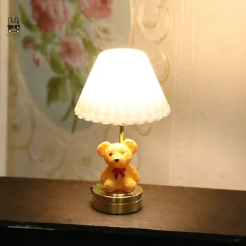 Миниатюрен куклена къща 1: 12 с led подсветка Сладък Мечка Настолна лампа Домашно осветление Модел на Мебел Декор, Играчки Аксесоари за кукла къща