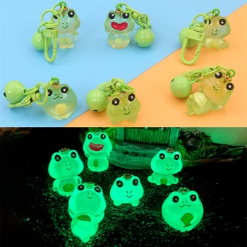 Мультяшная Светещ Зелена корона, висулки във формата на жаба, Ключодържател, Украса за раницата, подарък