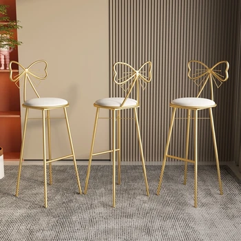 Европейският Златен бар стол Луксозен Метал, Изкуствена кожа Съвременните Високи бар столове Бели мебели за всекидневната